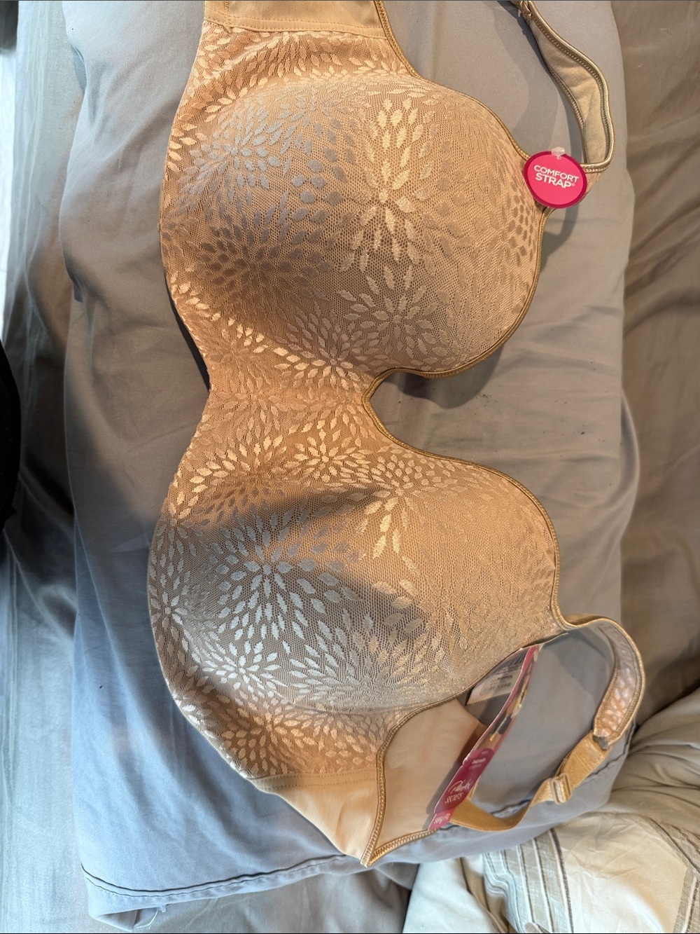 Playtex Nude/Tan Underwire T-Shirt Bra with Floral Jacquard